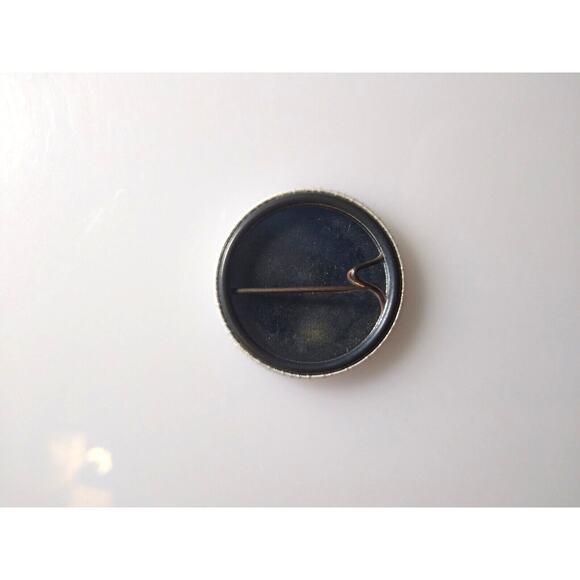 Duran Duran Roger Taylor Vintage 1980s Badge Button Pin Pop Rock New Wave Band R - Picture 2 of 2